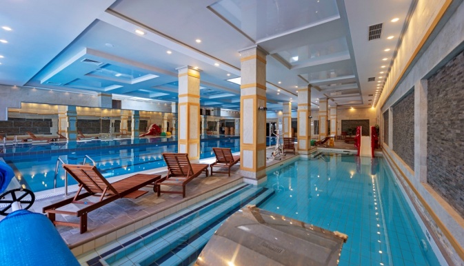 7_pools_apartments_Bansko_Air_Tour_Travel